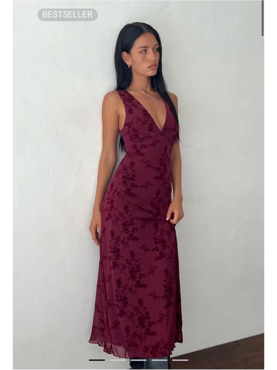 Motel Rocks Dresses & Skirts - V-Neck Floral Maxi Dress in Wine